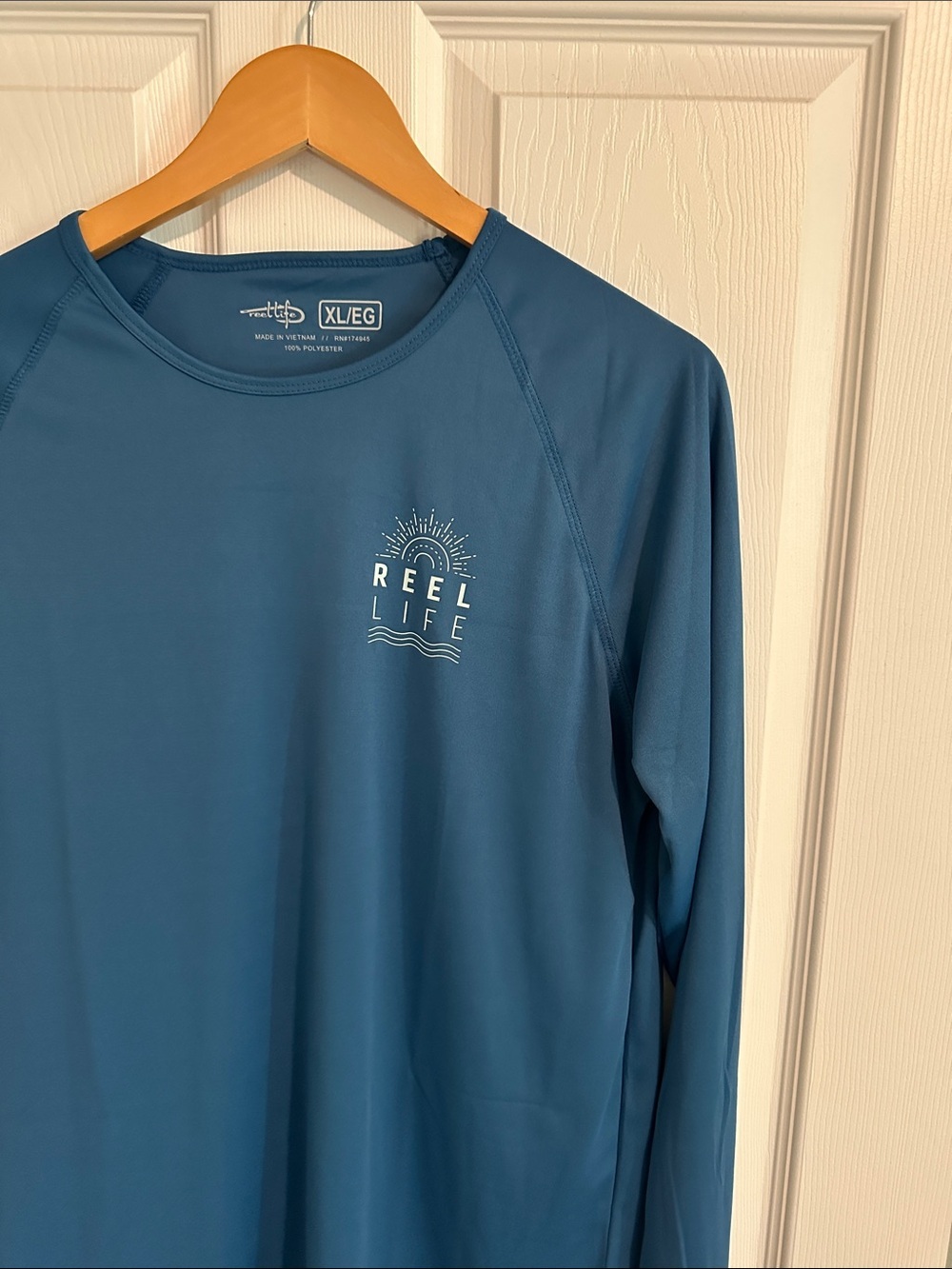 Reel Life Long-Sleeve Performance Rash Guard Shirt - Picture 3 of 6